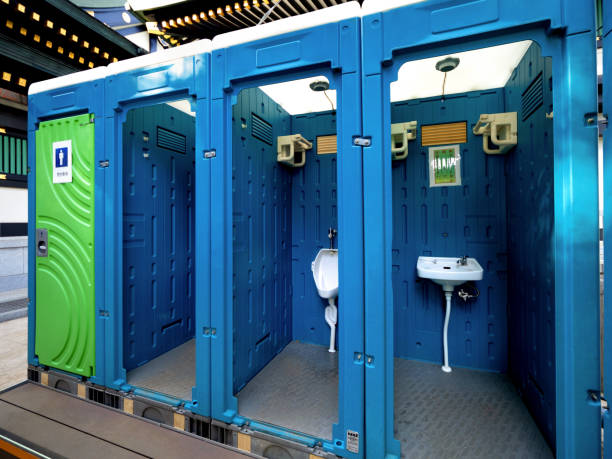 Best Long-term porta potty rental  in Muscatine, IA